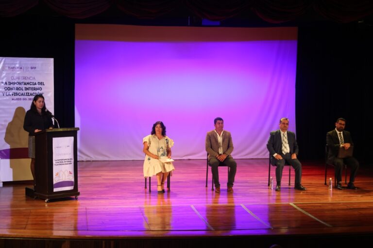 Capacitan a Servidores Públicos del Estado en Materia de Control Interno