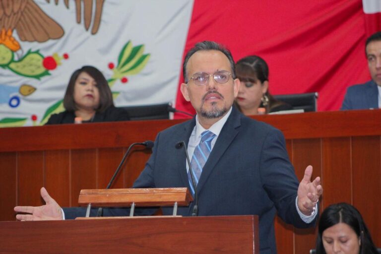 Propone Diputado Manuel Cambrón una Mesa de paz Donde Concurran los Tres Poderes