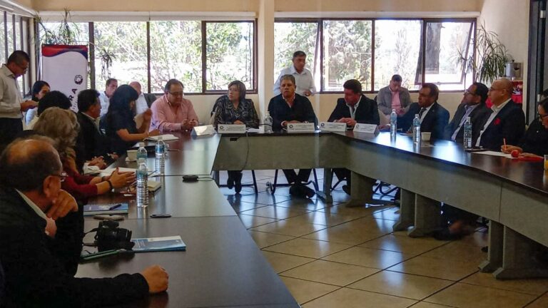 Sostiene PGJE Encuentro con Canacintra