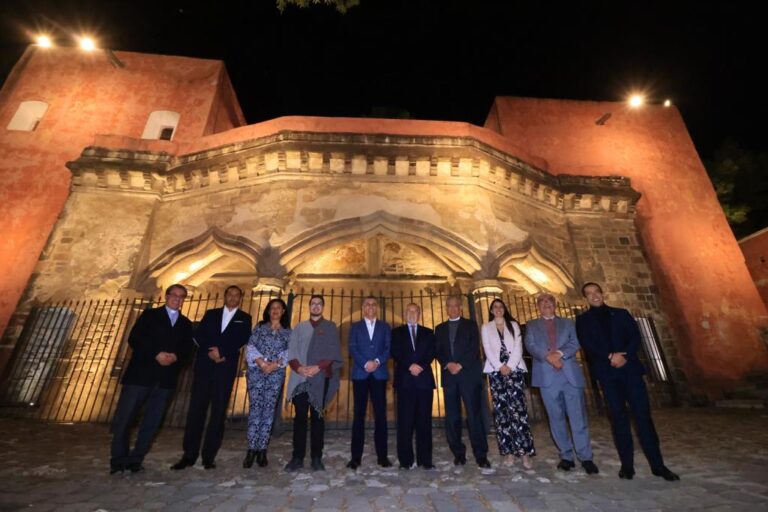 Inauguran Autoridades Iluminación Arquitectónica del Conjunto Conventual Franciscano