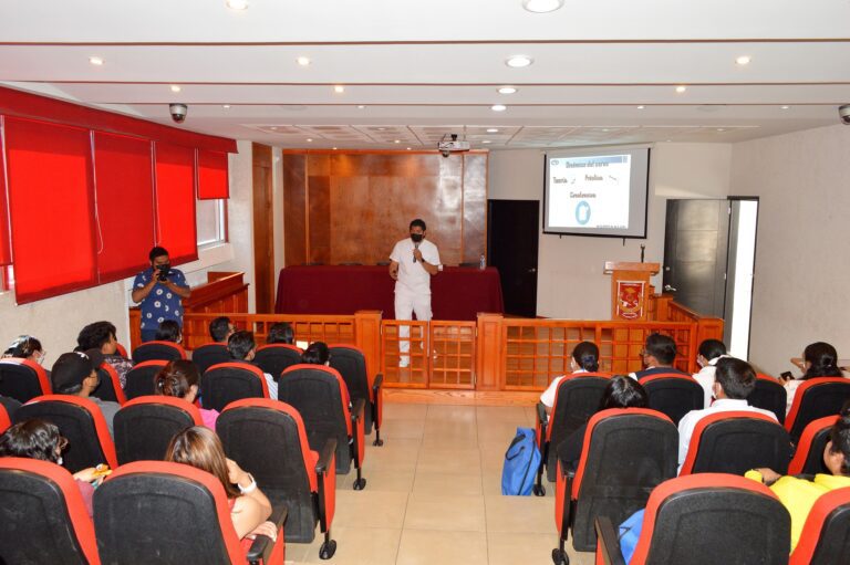 Fomenta UATx protección civil institucional