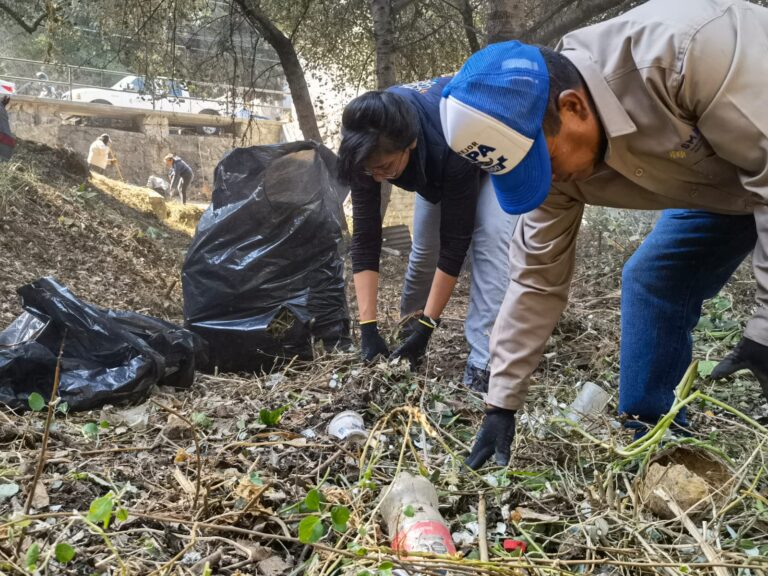 Gobierno Estatal y ayuntamiento capitalino inician restauración de la barranca de Xico