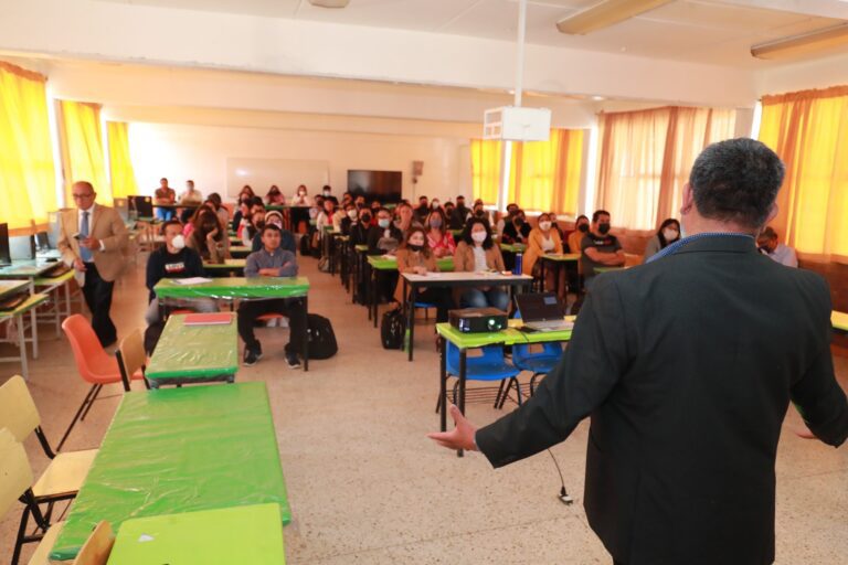 Capacitó SEPE-USET a nuevos docentes e interinos de secundarias generales