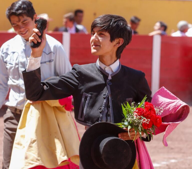 Destaca Tlaxcalteca Marco Peláez en Encuentro Mundial de Escuelas Taurinas