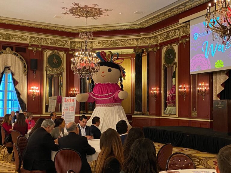 Tlaxcala presenta sus destinos turísticos en Chicago