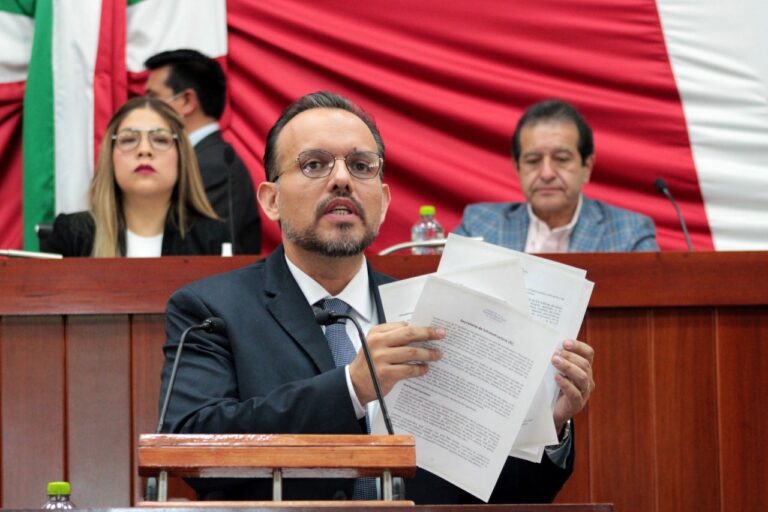 Urgente una investigación y pronta respuesta del gobierno ante presuntos actos de corrupción en la procuraduría del Medio Ambiente: J. Manuel Cambrón