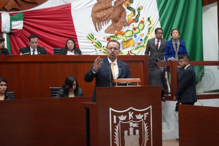 Juan Manuel Cambrón recuerda al congreso las sanciones pendientes a la Gobernadora