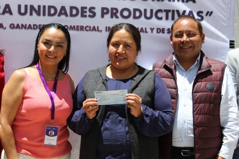 Entregó Fomtlax Apoyos del Programa de “Financiamiento a Unidades Productivas”