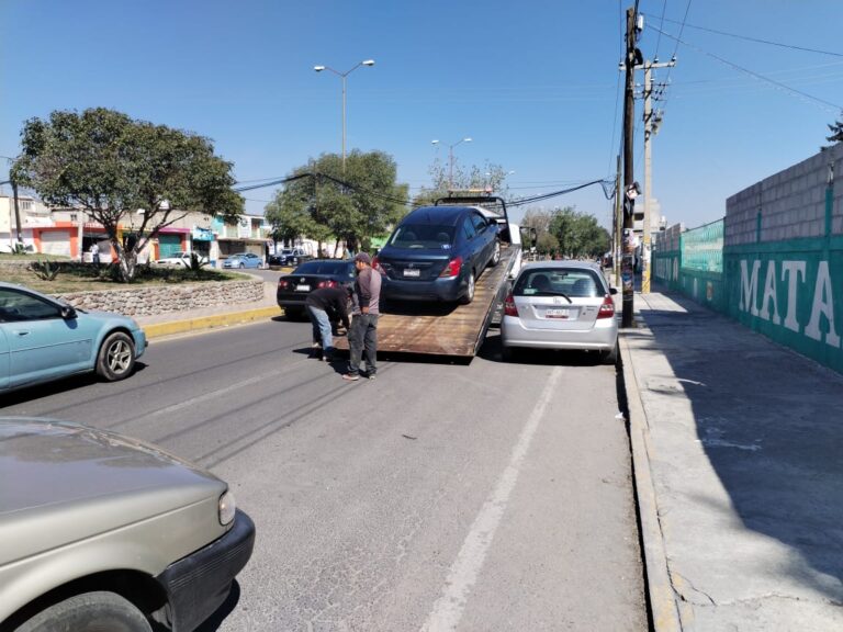 Retiró SMyT dos unidades que prestaban servicio de transporte público sin autorización