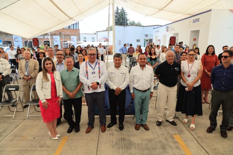 Celebra Coltlax XXII aniversario; desde su creación han egresado 400 investigadores