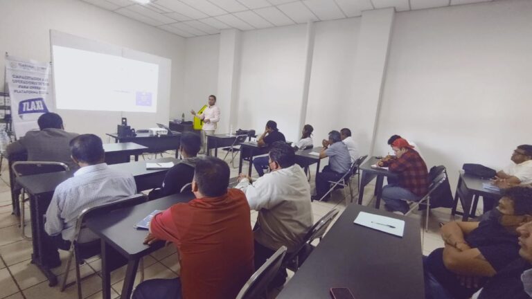 Capacita SMyT a Concesionarios Para Integrarse a Plataforma Digital “Tlaxi”