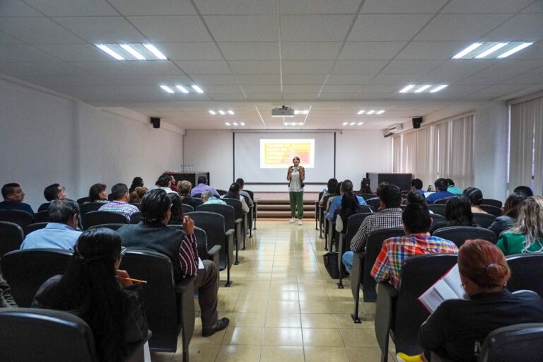 PGJE recibe capacitación en elaboración de fichas técnicas de valoración documental