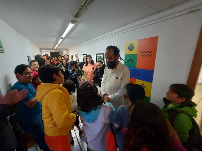 Inauguran la exposición Iconografía de los números en el Palacio de Cultura