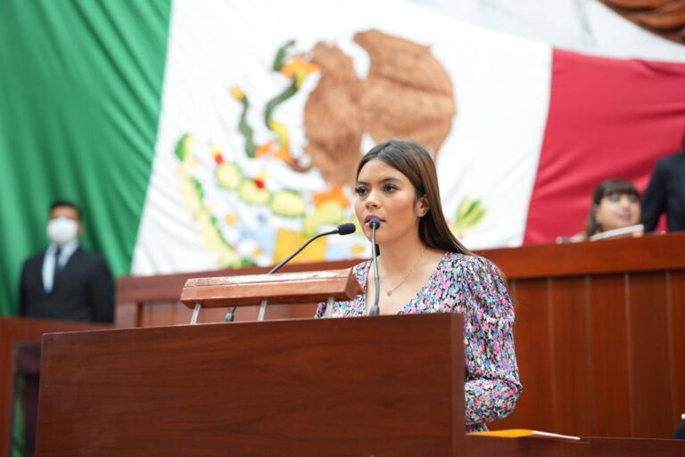 Firme contra la violencia de Género diputada Lorena Ruiz García