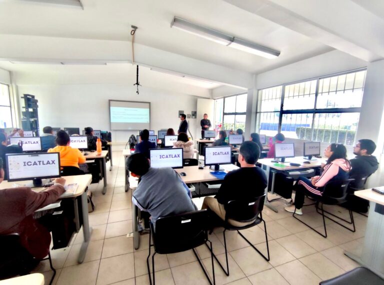 Capacitó Icatlax a 670 servidores públicos de SEPE-USET