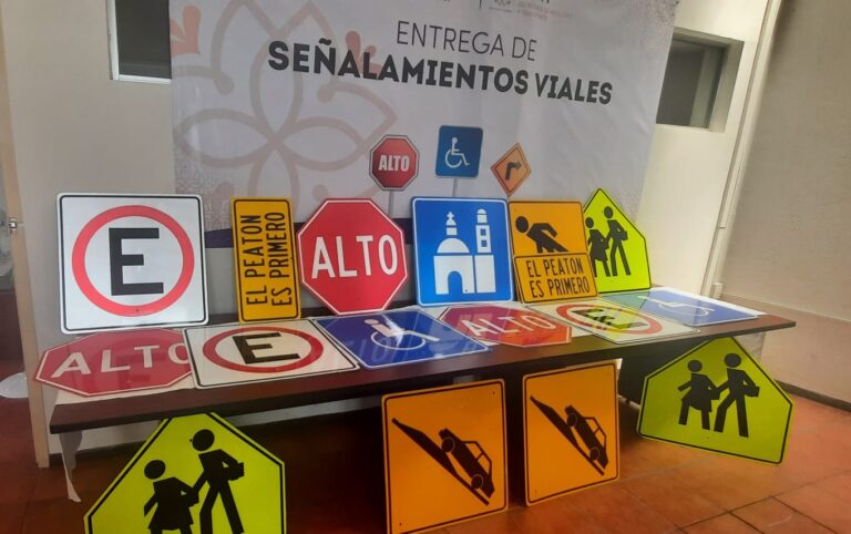 Invirtió SMyT más de 787 mil pesos en 225 señalamientos viales