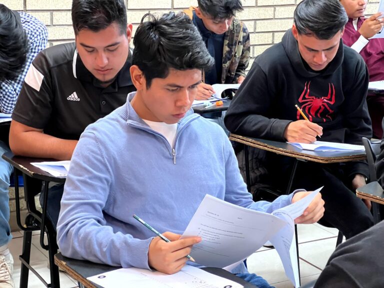 UPTx evalúa nivel de inglés de estudiantes de ingeniería