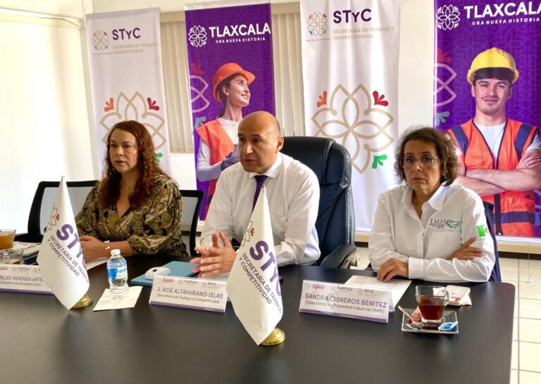 Se Reúne STyC con empresarios y personal del IMPI