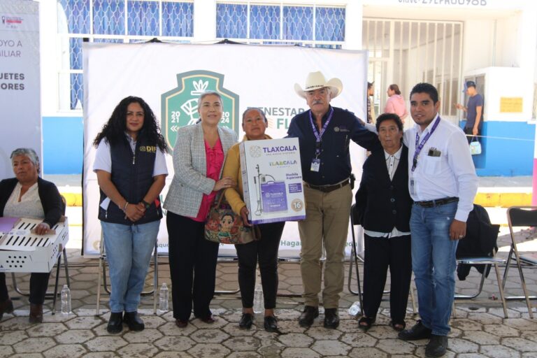 Entrega SIA Paquetes de Especies Menores a Población Vulnerable