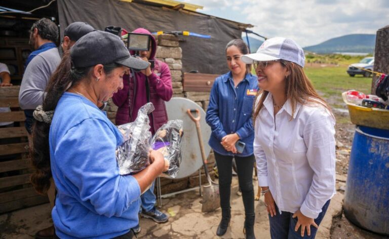 Respalda Secretaría De Bienestar y Comité Consultivo a Familias de Sanctórum Afectadas por Inundaciones