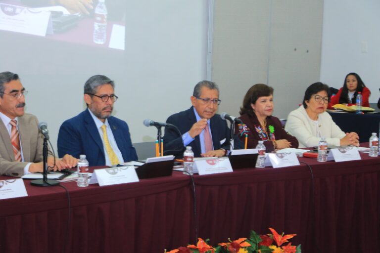 Encabezó UATx Sesión Ordinaria del Consejo Regional de ANUIES