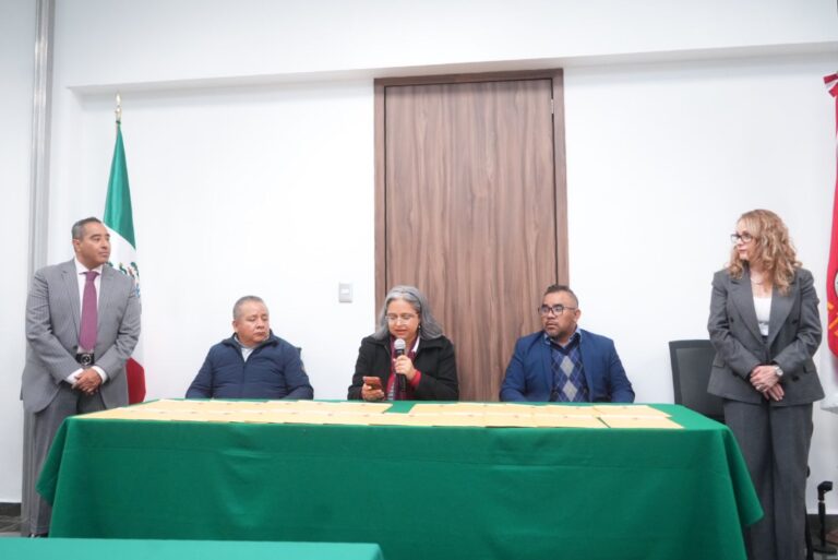 Presentan examen escrito, aspirantes al cargo de titular del OFS