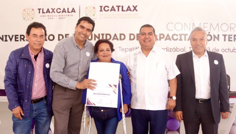 Icatlax Conmemora el XXV Aniversario del Plantel Tepetitla