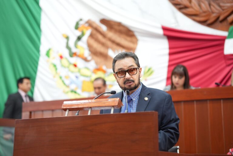 Levanta Pepe Temoltzin la Voz en Defensa de la División de Poderes y la Democracia