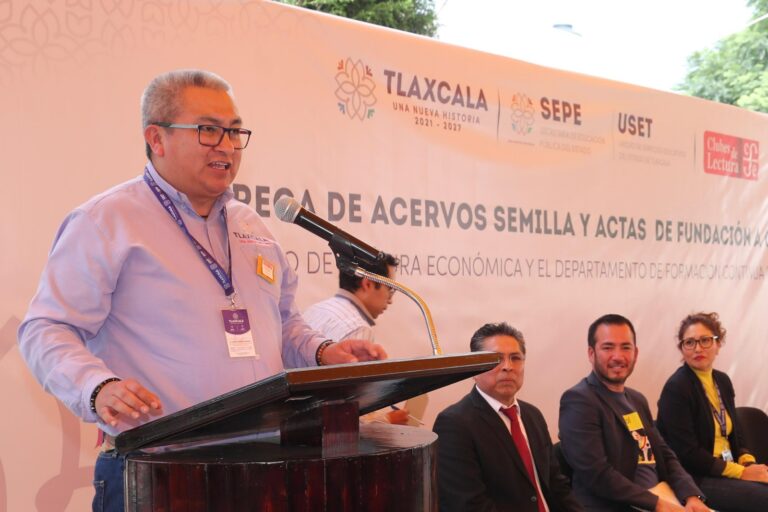 Entregó SEPE-USET acervos semilla y actas de fundación a clubes de lectura