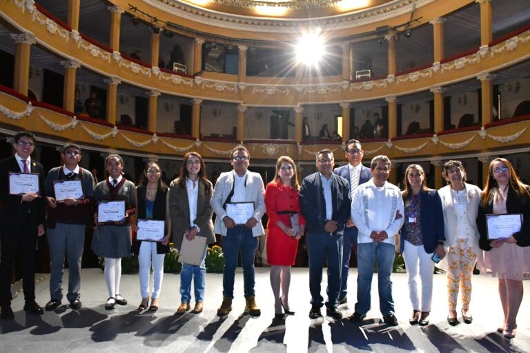 Celebró Cobat Certamen Estatal de Oratoria 2023