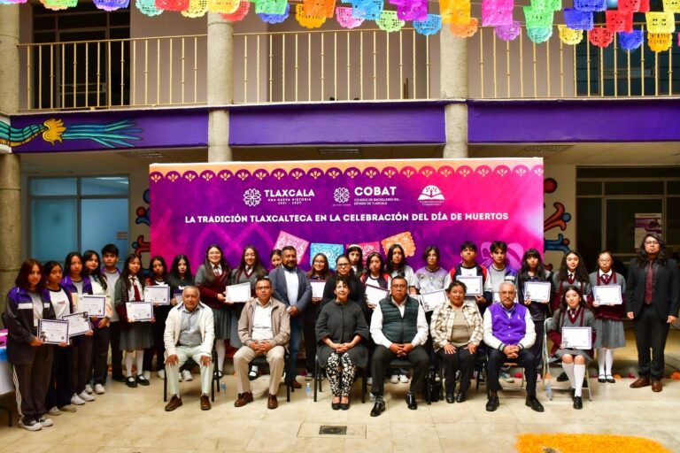 Realizó Cobat Concurso de Ensayos del Día de Muertos