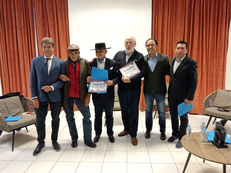 Asiste a la Presentación de Libros Taurinos en el Marco de «Tlaxcala, La Feria de Ferias 2023»