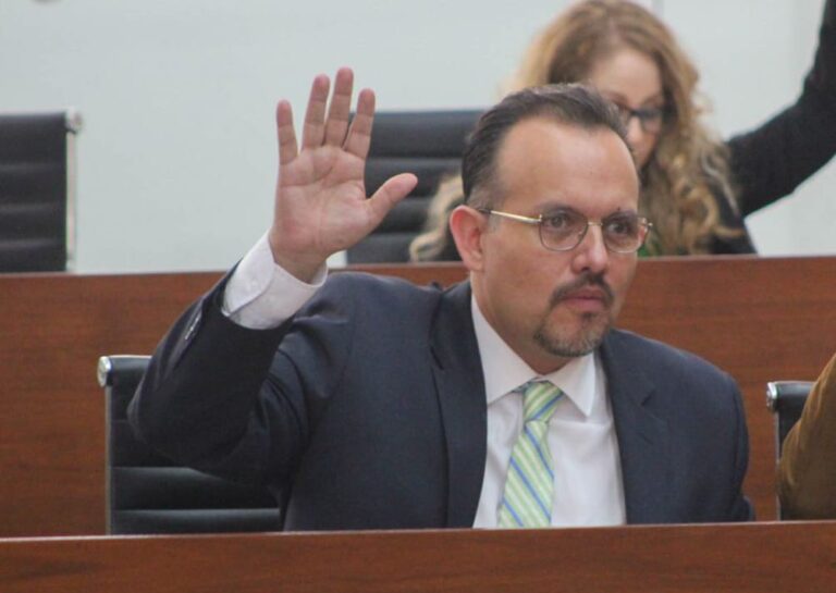 Investigación periodística deja en evidencia el nulo trabajo del gobierno a favor de las mujeres