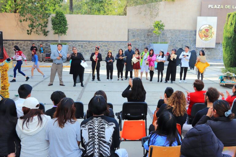 Realizó federación de estudiantes de la UATx festejo navideño