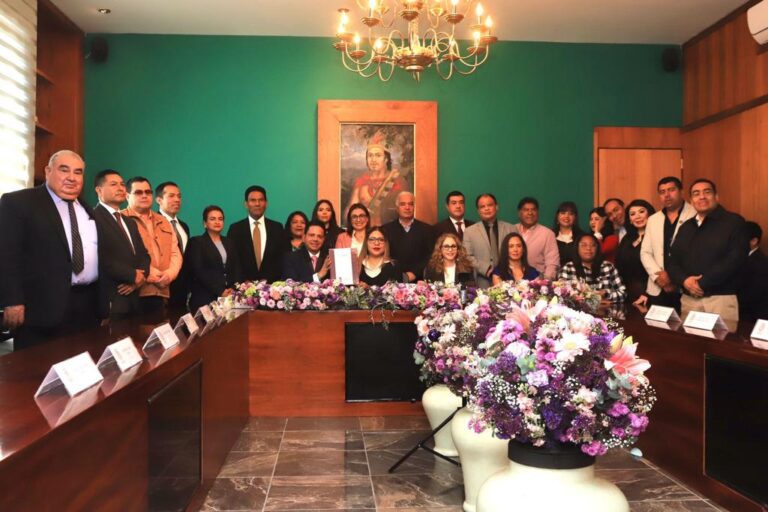 Entregó Ejecutivo Segundo Informe de Actividades al Congreso Local