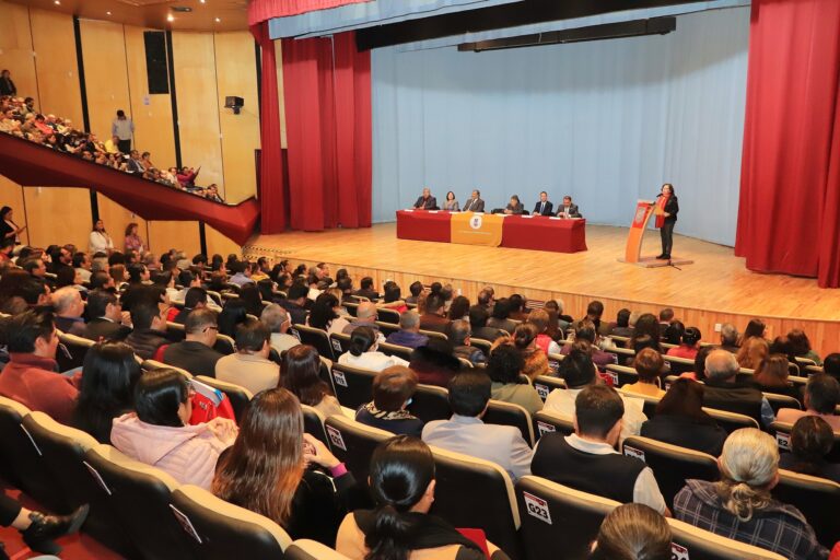 Prioriza UATx la Consolidación de su Planta Docente 