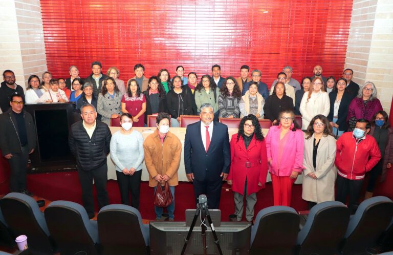 Afianza UATx el trabajo científico interinstitucional