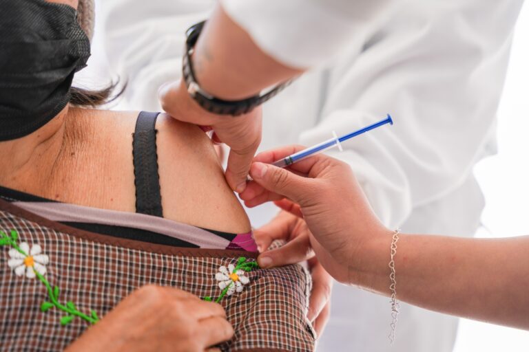 Realiza Secretaría de Bienestar Jornada de Vacunación 2024 en Unidades de Bienestar Para tu Salud