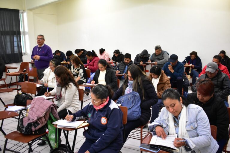 Capacitó CECyTE a Personal Directivo, Docente y Administrativo