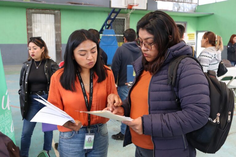 La secretaría de trabajo y competitividad lleva a cabo la segunda feria de empleo en Totolac