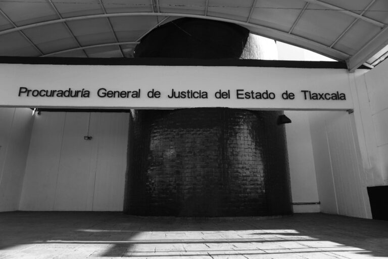 Investiga PGJE robo de camioneta en San Esteban Tizatlán