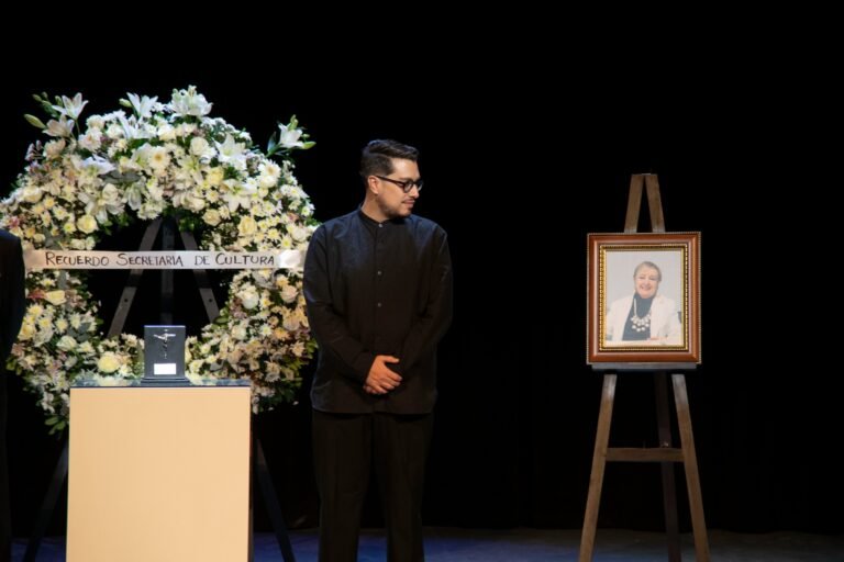 Encabeza Secretaría de Cultura Homenaje Luctuoso en Memoria de Carmina Toriz Lira