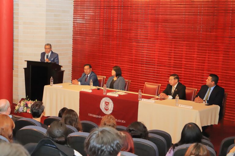 Inició en UATx congreso internacional sobre imaginarios culturales del margen