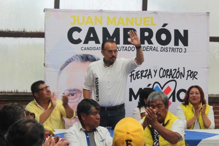 Cambrón continúa su agenda por el distrito tres de Tlaxcala