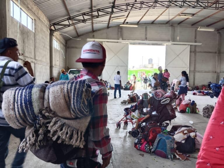 Otorga Gobierno del Estado Apoyo Humanitario a Migrantes Varados en Tlaxco