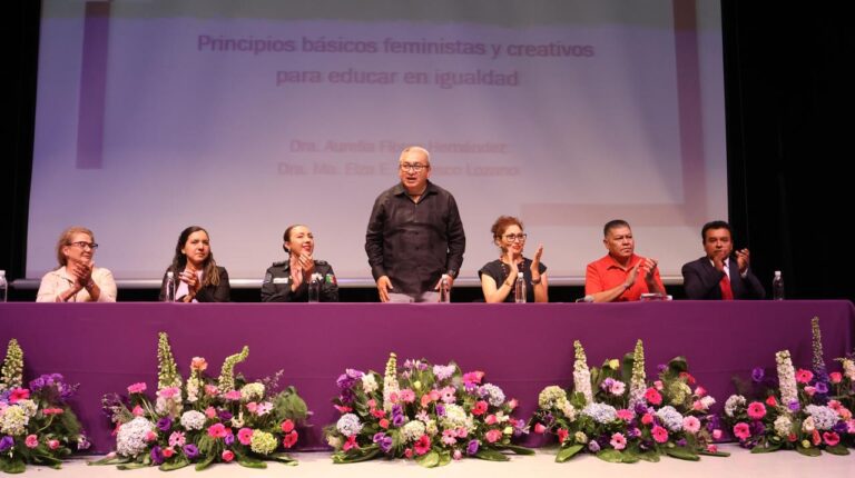 Autoridades Educativas Promueven Igualdad de Género Entre Trabajadores del Sector