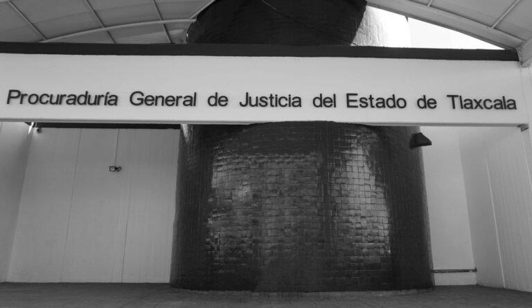 Vinculan a proceso a mujer por portación de objeto apto para agredir: PGJE