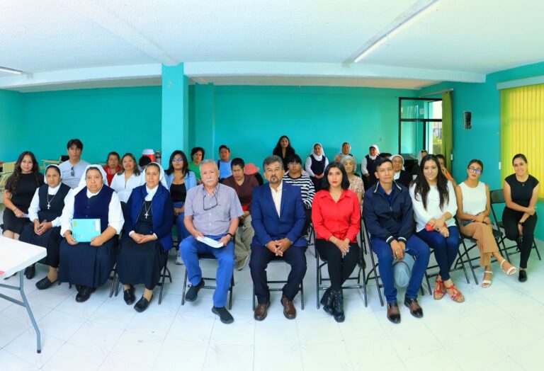 Impulsa UATx acciones de capacitación gerontológica