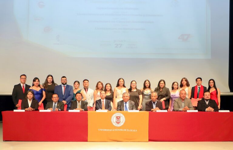 Culminan estudios de programas académicos en la Facultad de Agrobiología de la UATx