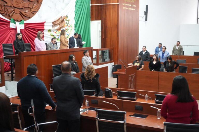 Se reestructuran los grupos parlamentarios y coordinadores del Congreso de Tlaxcala